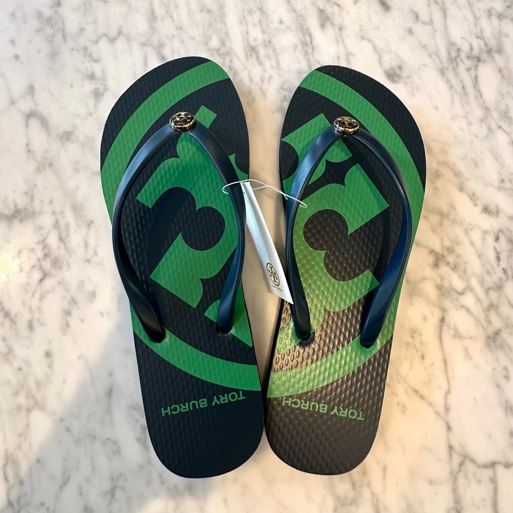 NWT TORY BURCH Emory Logo Thin Flip Flop Sandals SIZE 7